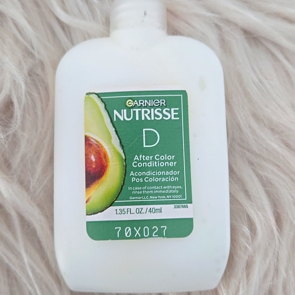2 Garnier Nutrisse‎ After Color & 1 Clairiol Colorseal Conditioners - NEW - Picture 4 of 5